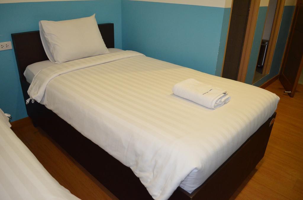 Hostellery Manila Quarto foto